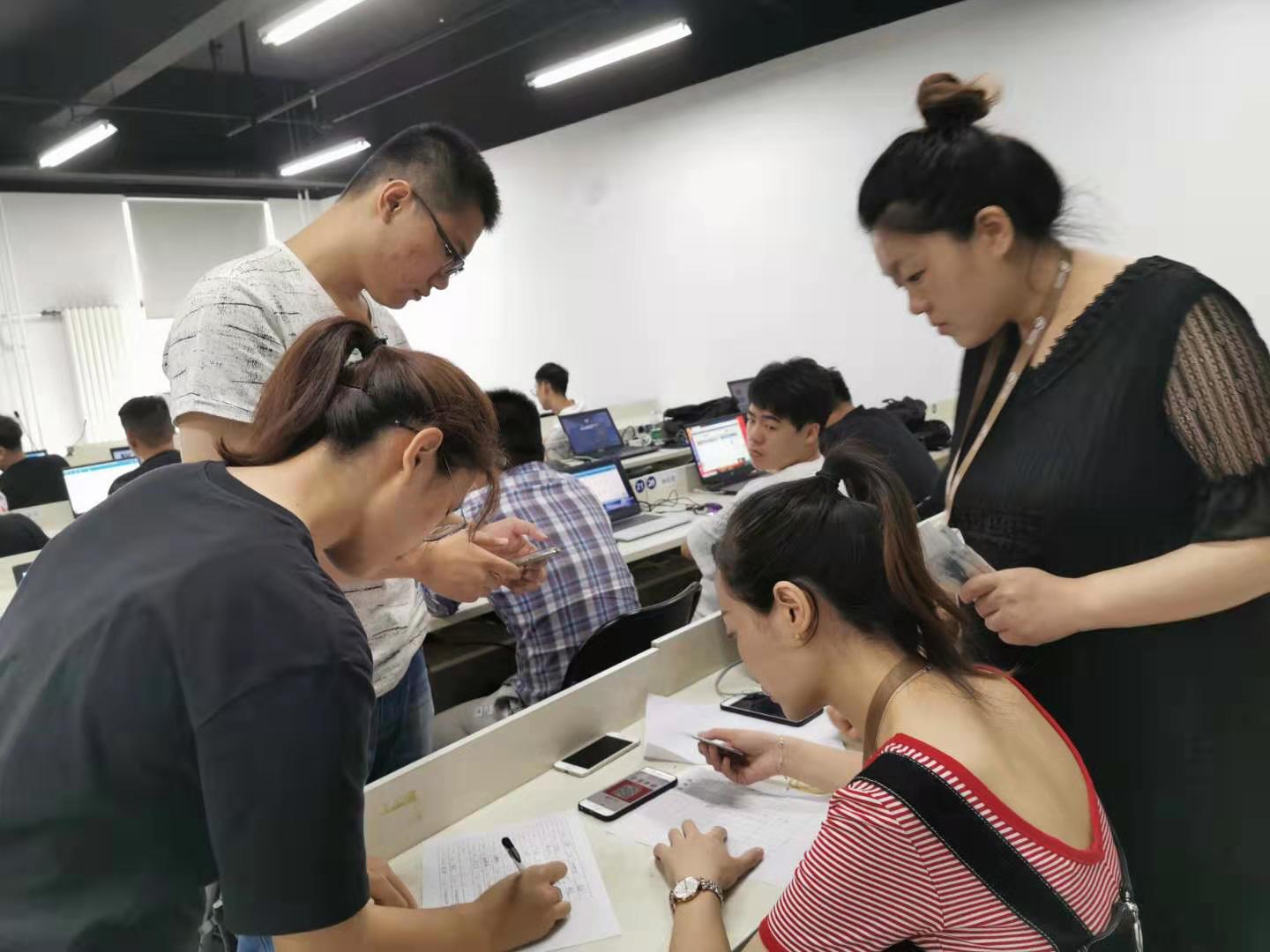动力节点口口相传的Java黄埔军校